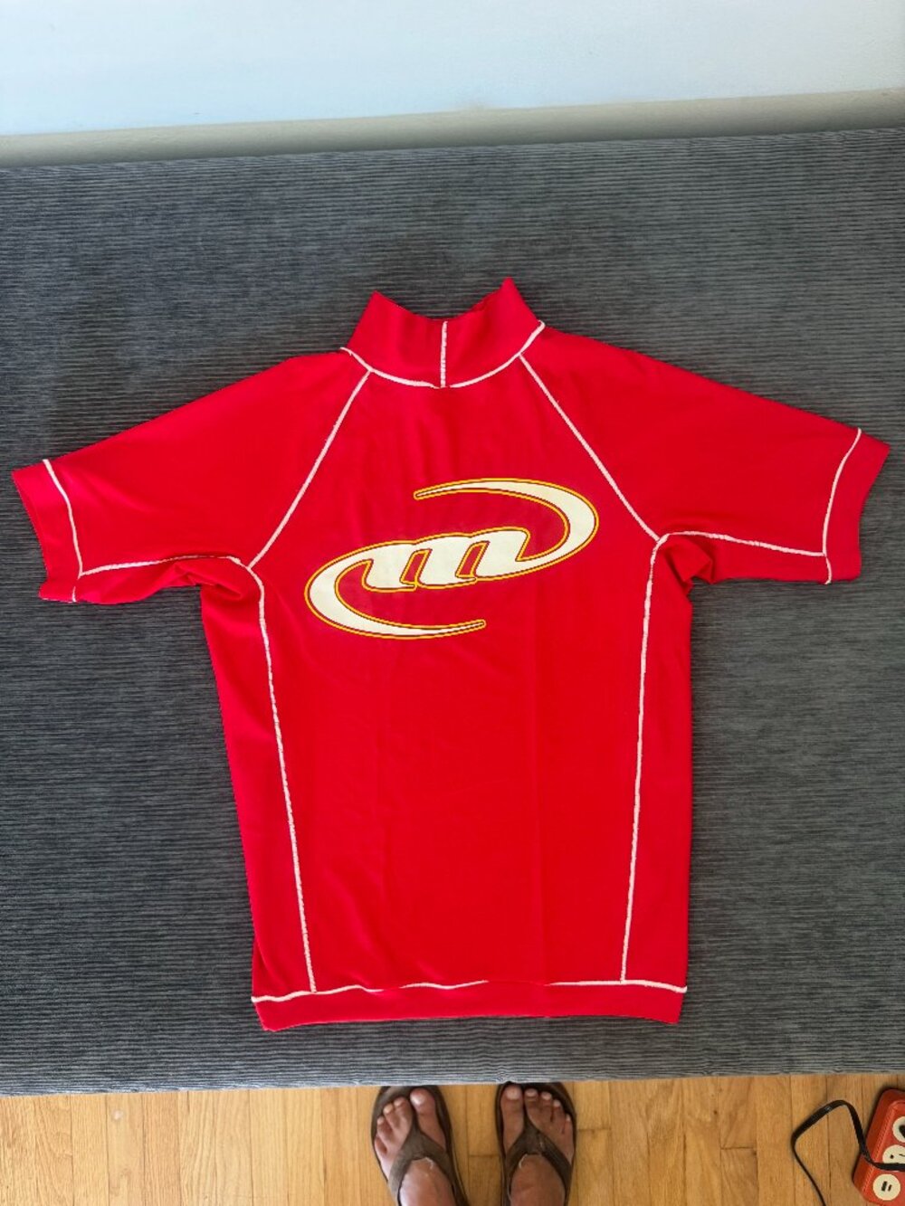 Mahalo Brazil Surf Rash Guard - Red, Short Sleeve, Men's M